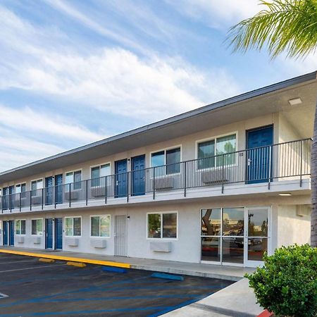 Motel 6-Fontana, Ca Экстерьер фото