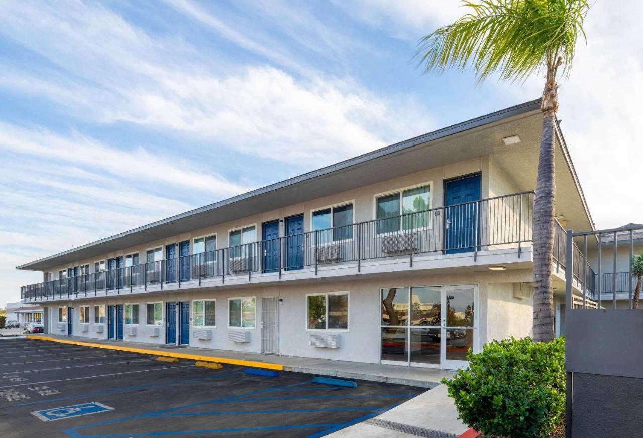 Motel 6-Fontana, Ca Экстерьер фото