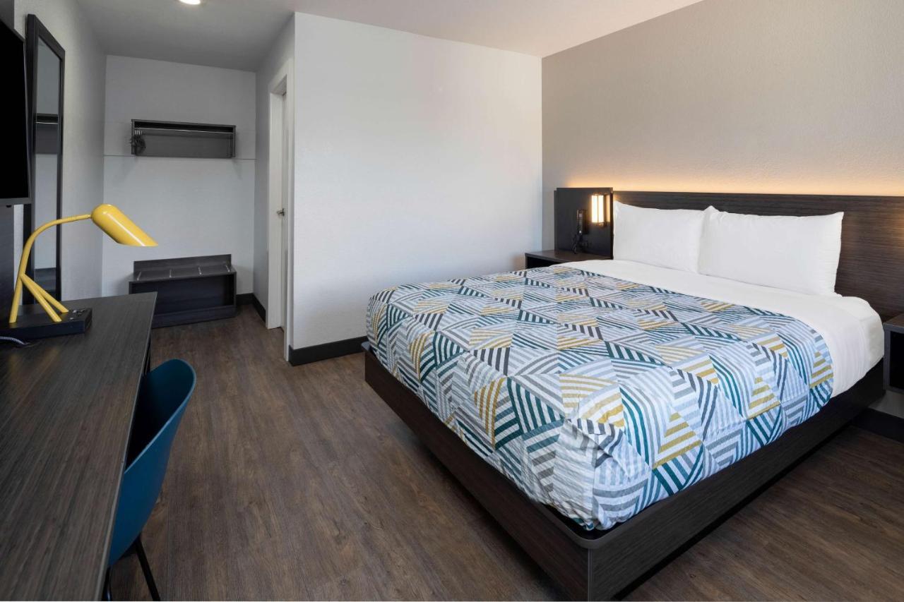 Motel 6-Fontana, Ca Экстерьер фото