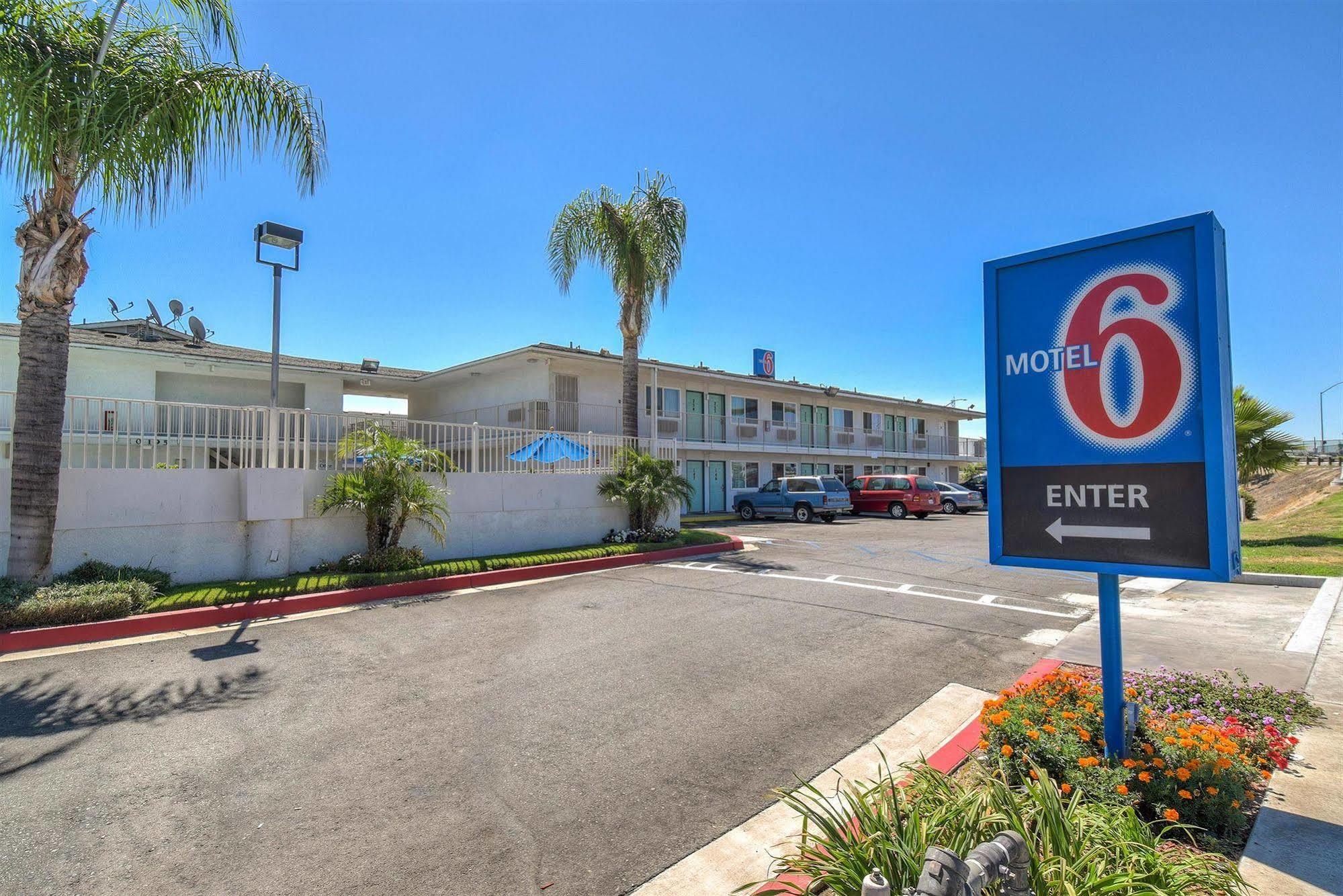 Motel 6-Fontana, Ca Экстерьер фото