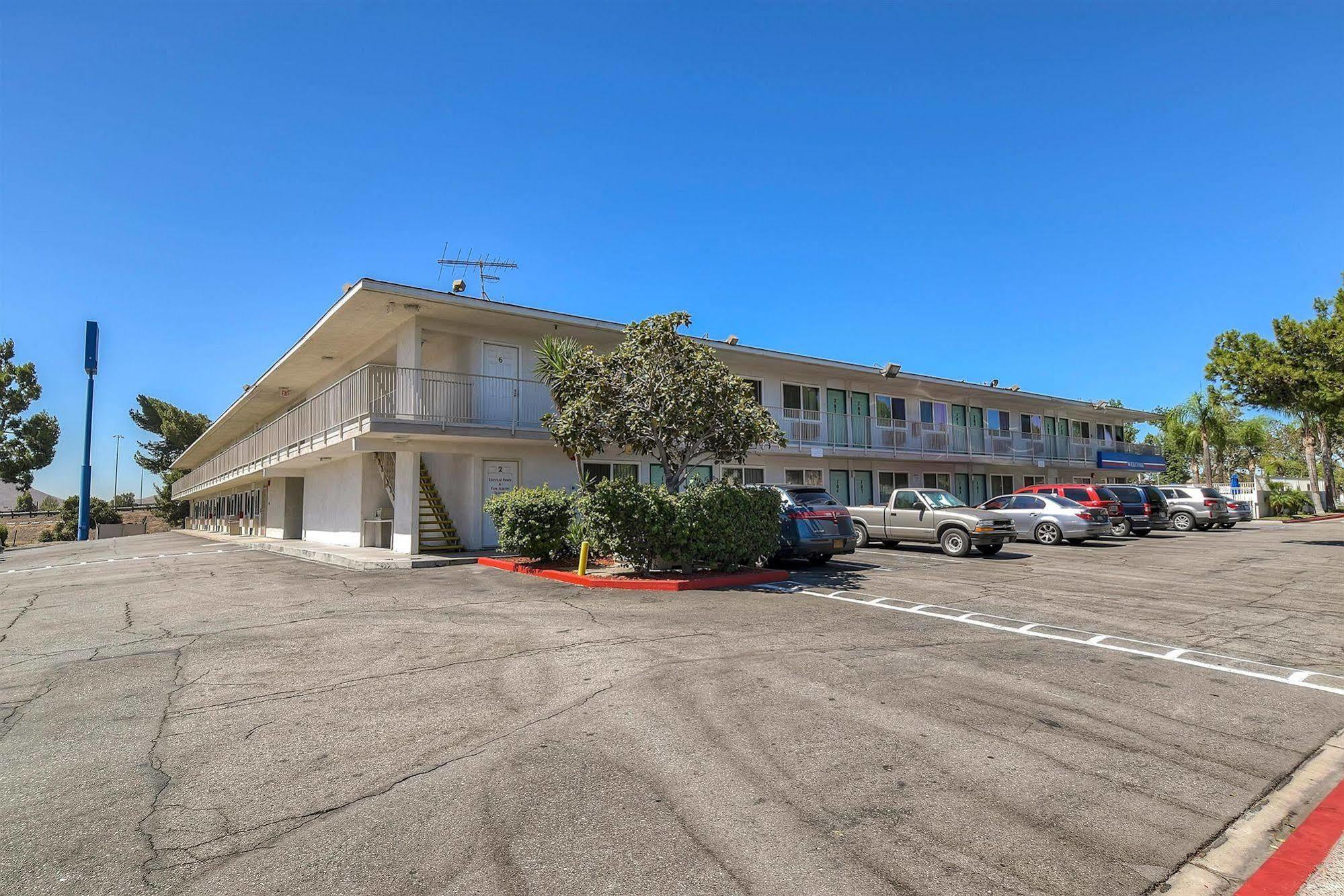 Motel 6-Fontana, Ca Экстерьер фото