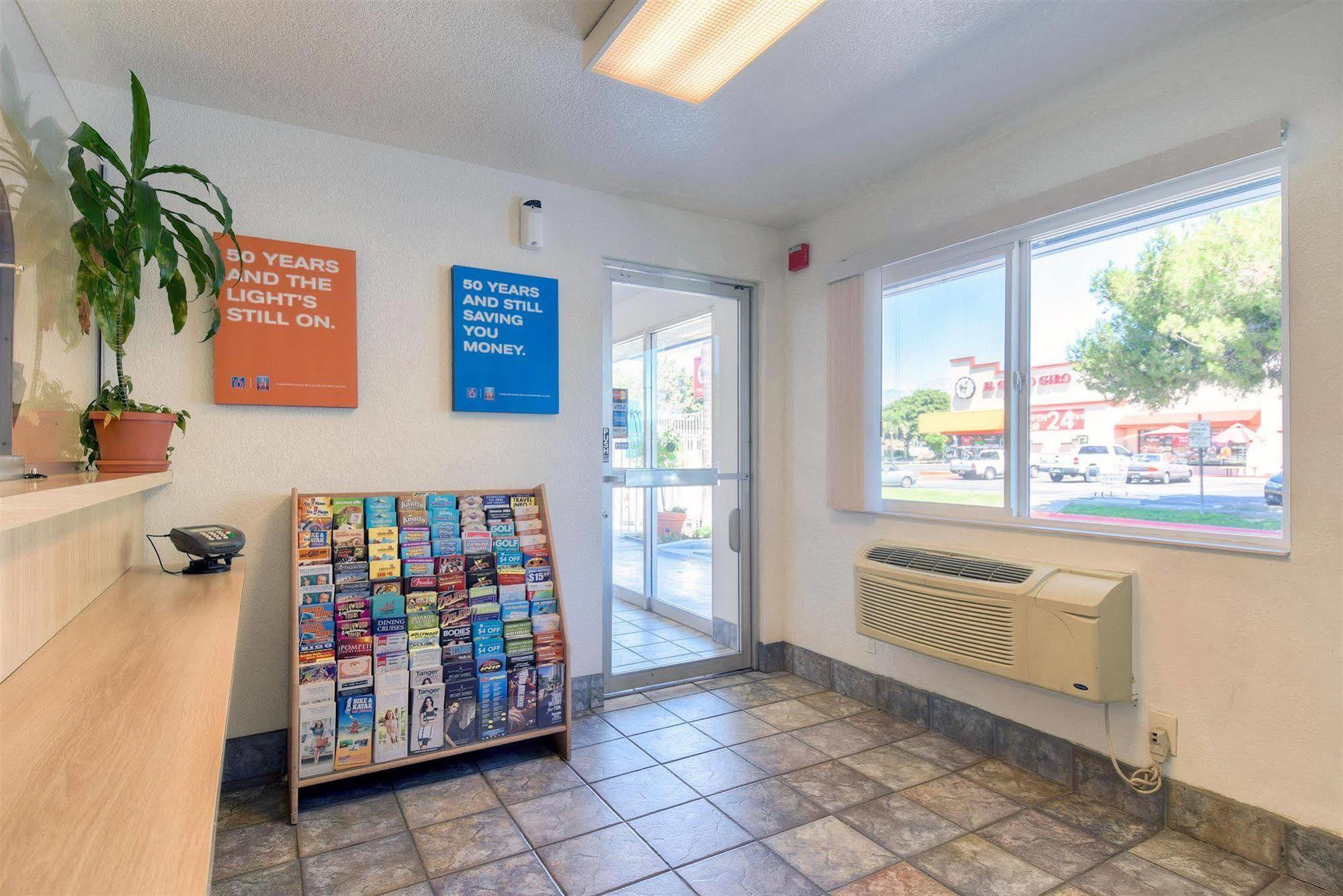 Motel 6-Fontana, Ca Экстерьер фото